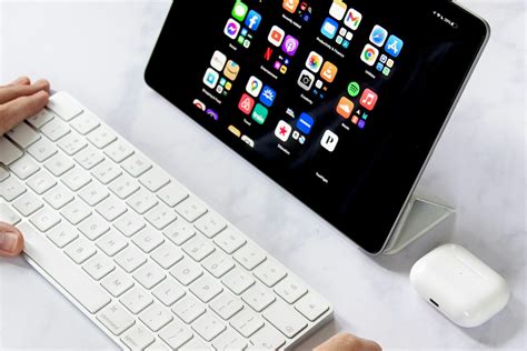 how to protect ipad when.not using magic keyboard