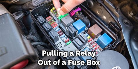 How To Pull A Relay Out Of A Fuse Box