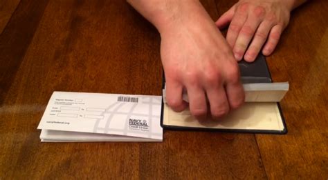 How To Put A Check In A Checkbook