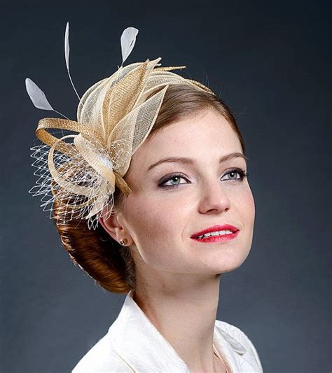 Unique How To Put A Comb Fascinator In Your Hair For Short Hair