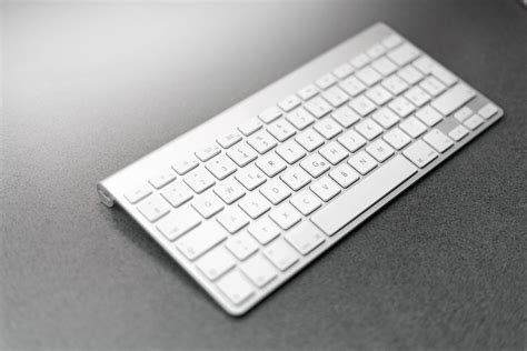 how to put apple wireless keyboard in pairing mode