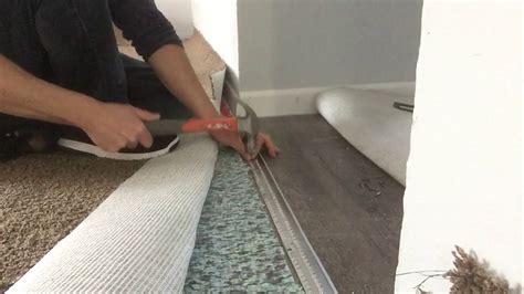 How To Put Carpet Under Threshold