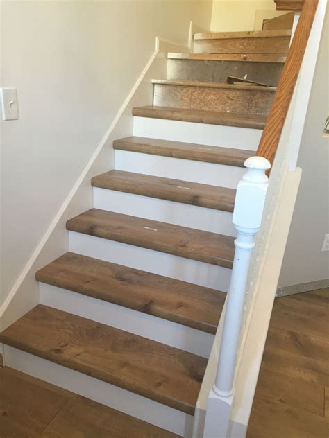 how to put pergo flooring on stairs