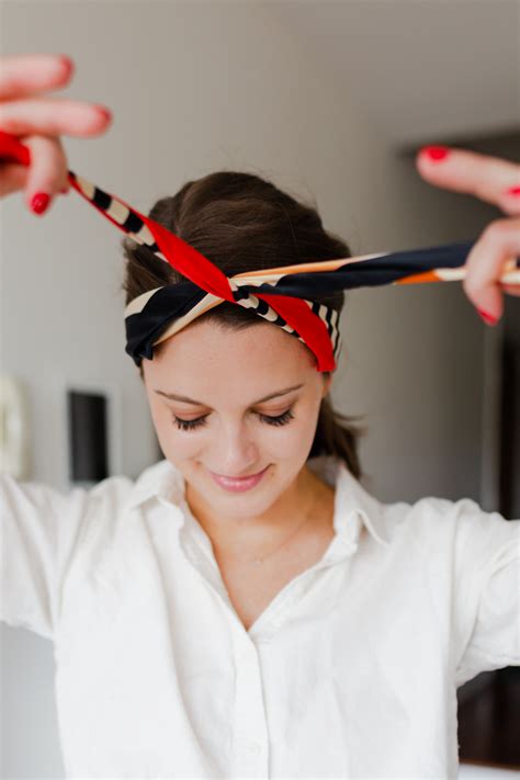 This How To Put Silk Scarf In Hair For New Style