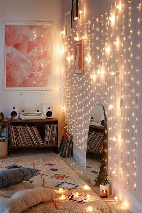 How To Put String Lights On Wall