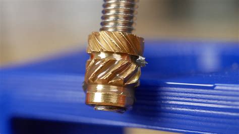How To Put Threads In Metal