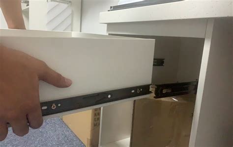 How To Remove A Drawer From A File Cabinet