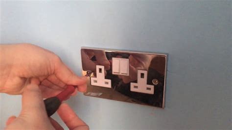 How To Remove A Stuck Plug From A Socket