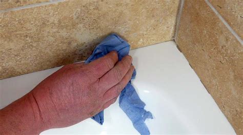How To Remove Bath Sealant From Tiles