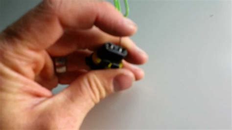 How To Remove Connector From Plug
