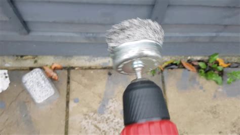 How To Remove Gloss Paint From Stonework