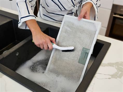 How To Remove Grease From Range Hood Filter