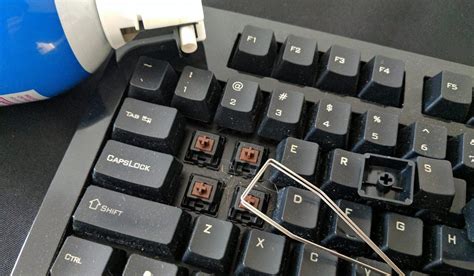 How To Remove Keys From Keyboard Without Tool