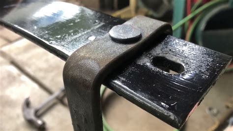 How To Remove Leaf Spring Clamp