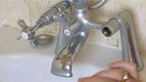 How To Remove Old Bath Taps