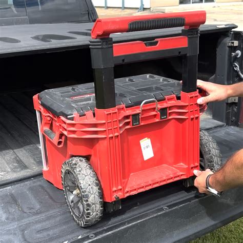 How To Remove Packout Handle