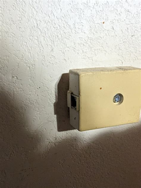 How To Remove Phone Jack Box From Wall