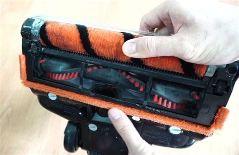 How To Remove Roller Brush From Shark