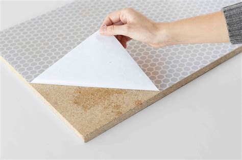 how to remove shelf liner from cabinets