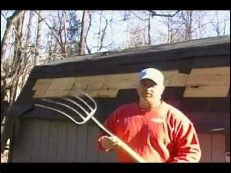 How To Remove Shingles With A Pitchfork