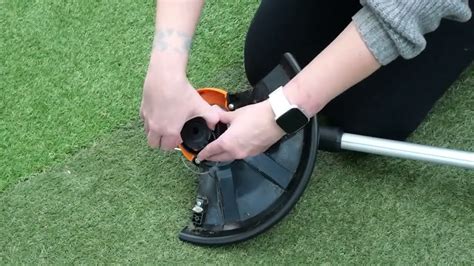 How To Remove Spool From Trimmer