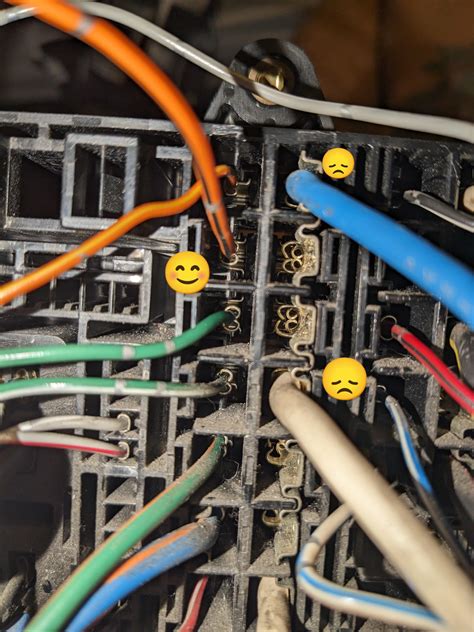 How To Remove Terminals From Fuse Box