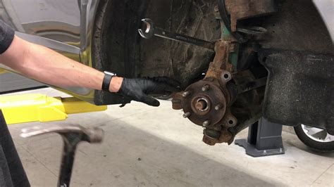 How To Remove Tie Rod Without Puller