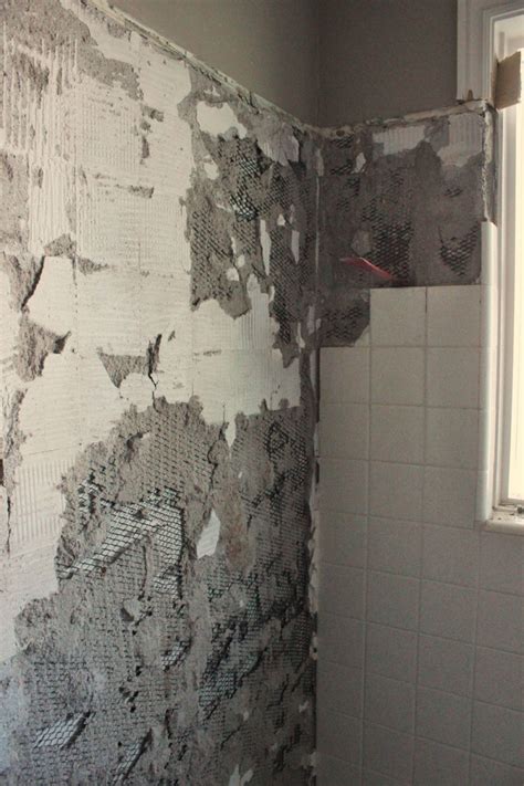 how to remove tub surround from drywall