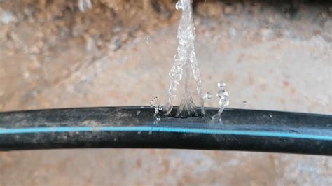 how to repair polyethylene pipe