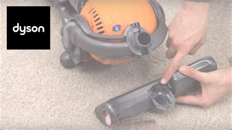 How To Replace Dyson Head