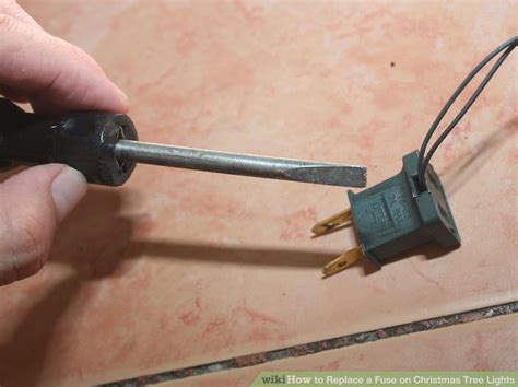How To Replace Fuses In Christmas Lights