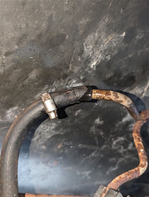 How To Replace Rubber Fuel Hose