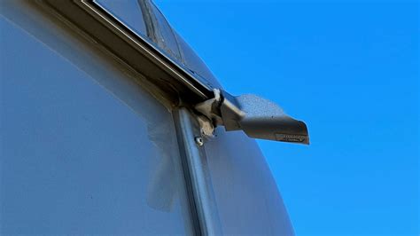 How To Replace Rv Gutter
