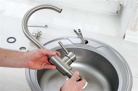 How To Replace The Sink Faucet