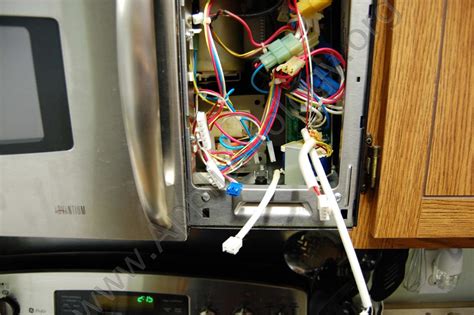 How To Replace The Thermal Fuse In Microwave