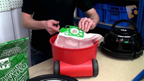 How To Replace Vacuum Cleaner Bag