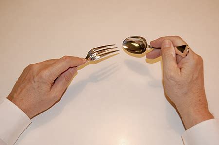 How To Serve With Fork And Spoon