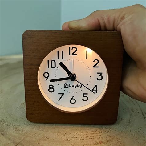 How To Set Alarm In Table Clock