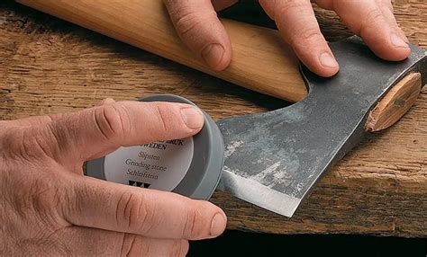 How To Sharpen An Axe With A Work Sharp
