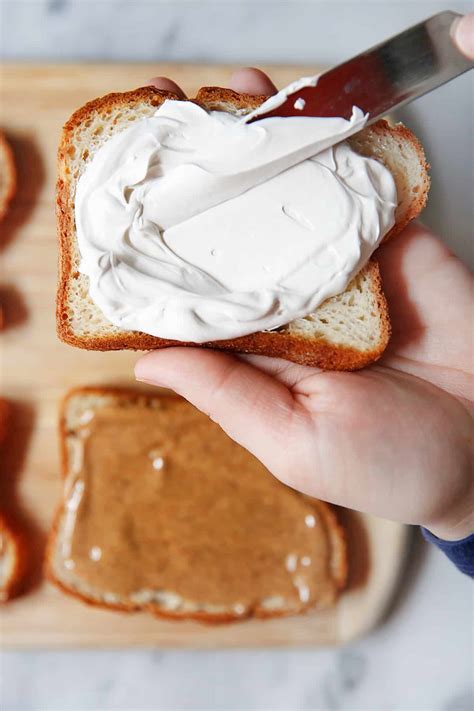 How To Spread Marshmallow Fluff