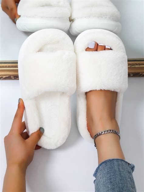 How To Stretch Bedroom Slippers