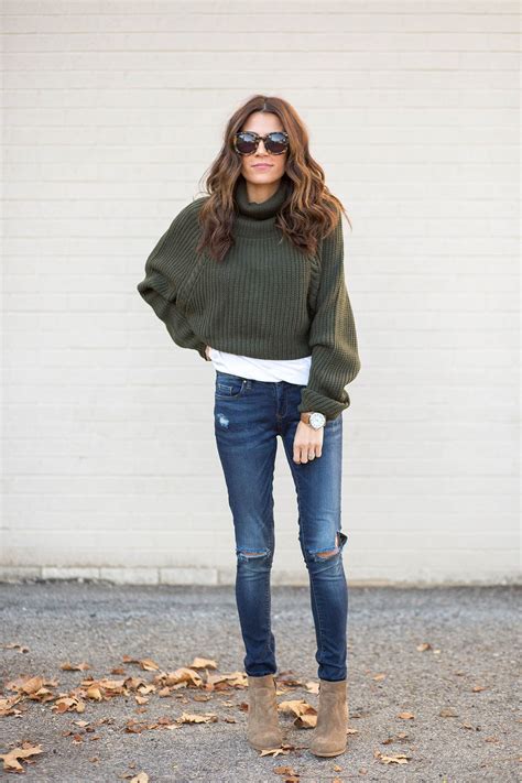 3 Ways to Style Cropped Sweaters Hello Fashion Cropped sweater
