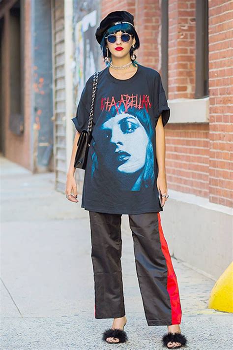 Here's How to Wear a Comfy, Giant TShirt and Still Look Stylish