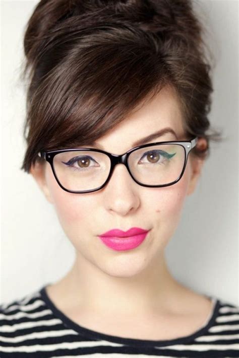 Perfect How To Style Hair With Glasses For Short Hair