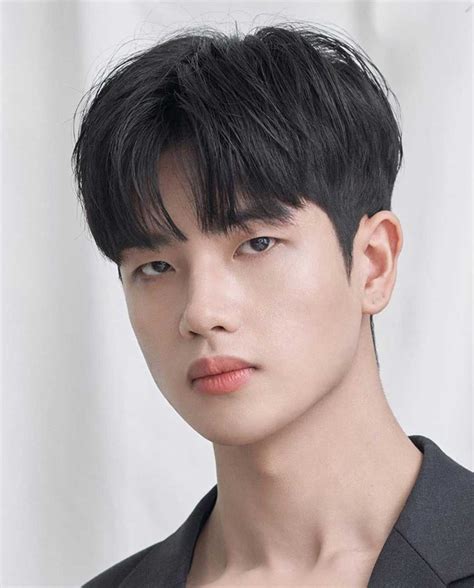 Stunning How To Style Korean Bangs Male Hairstyles Inspiration
