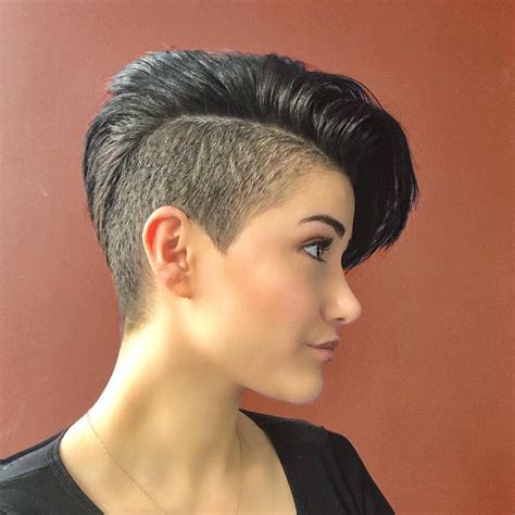 How To Style Short Hair With Shaved Sides