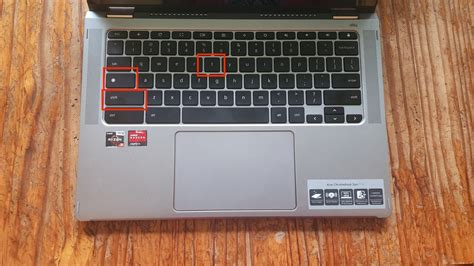 how to switch from touch screen to keyboard on chromebook