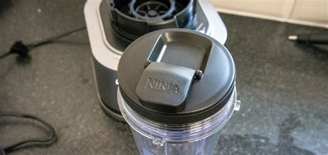How To Take Ninja Blender Off Base