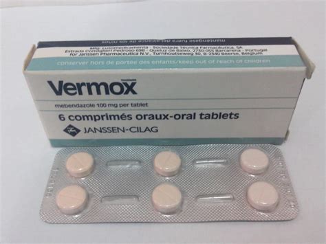 how to take vermox 100mg tablets