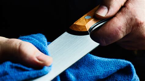 How To Tell If A Knife Is Sharp Enough